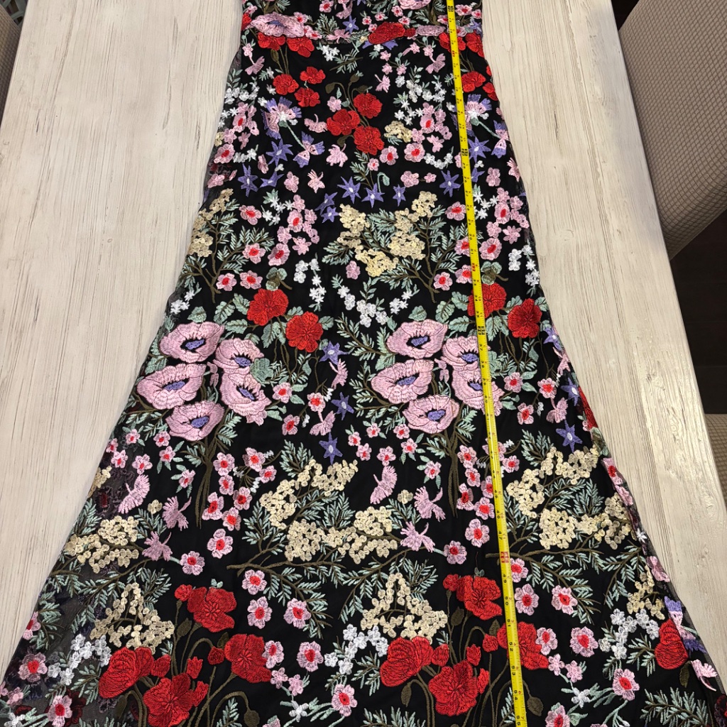 Mac Duggal Size 12 Embroidered Black Floral Maxi Gown,Sweetheart Neckline — image 7 of 8